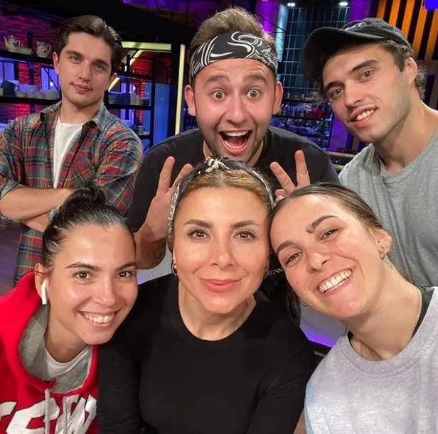 Masterchef'te aşk bombasını o isim açıkladı! Diskalifiye olan Uğur Yılmaz Deniz ile Tanya Kilitkayalı sevgili mi?-6