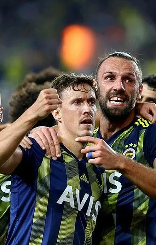 Fenerbahçe'de Max Kruse çalışmalara başladı