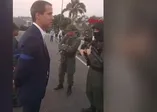 Venezuela'da darbecilerin işareti 'mavi bant' (VİDEO)
