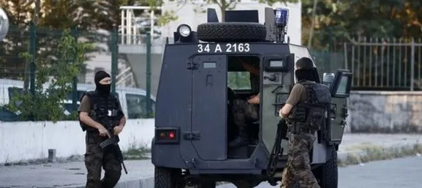 Reina benzeri katliam yapacaklardı! Yakalandılar