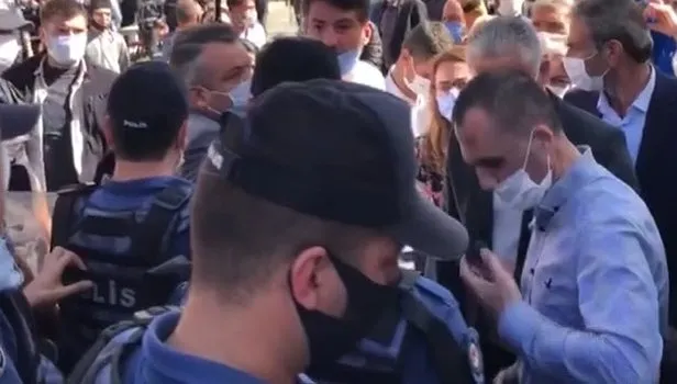 HDP Milletvekili Habip Eksik Kars'ta görevini yapan polisi tehdit etti