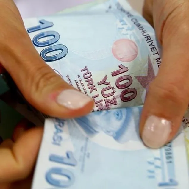 Evde yakınına bakana 9 bin 77 TL
