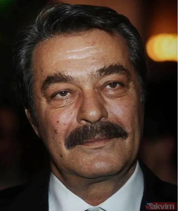 Yeşilçam yıldızı Kadir İnanır entübe edilmişti! Başhekimden sonra Jülide Kural'dan açıklama geldi! "Beni tanıdı, elimi tuttu" - 15