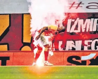 Seyirci yok meşale var