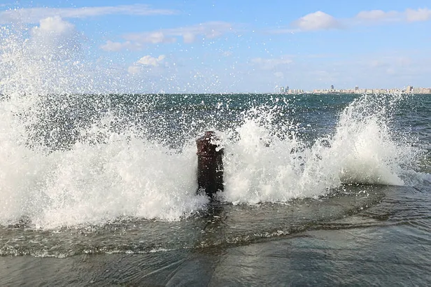 yarin-okullar-tatil-mi-1-aralik-izmirde-okullar-tatil-mi-izmirde-lodostan-dolayi-okullar-tatil-olacak-mi-izmir-valiligi-son-dakika-aciklama-1638279583692.jpg Bugün okullar tatil mi? 1 Aralık İzmir'de okullar tatil mi? İzmir'de lodostan dolayı okullar tatil olacak mı? İzmir Valiliği son dakika açıklama!-2