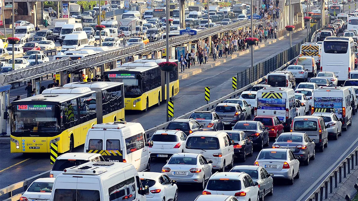 Karayolları Trafik Kanunu'nda yapılan değişikli Resmi Gazete'de yayımlandı - 2