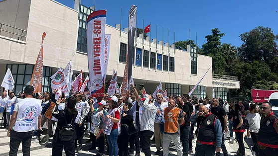 İzmir’de CHP’ye isyan