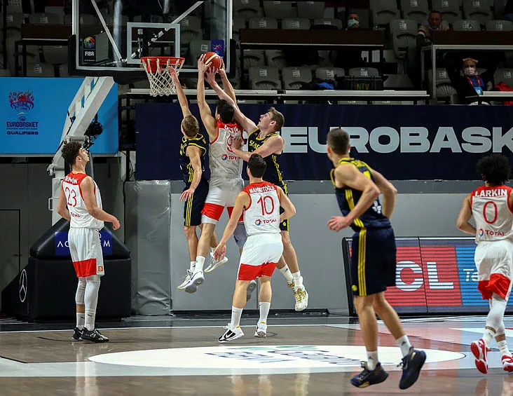 Türkiye, İsveç’i yendi