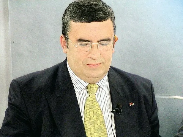 necip-hablemitoglu-suikastinin-suphelileri-tespit-ediliyor-1644285139404.jpeg Son dakika: Necip Hablemitoğlu suikastı şüphelilerinden Nuri Gökhan Bozkır tutuklandı-6