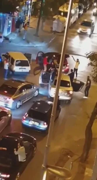 İstanbul'da trafik magandalarının yaptıkları pes dedirtti-2