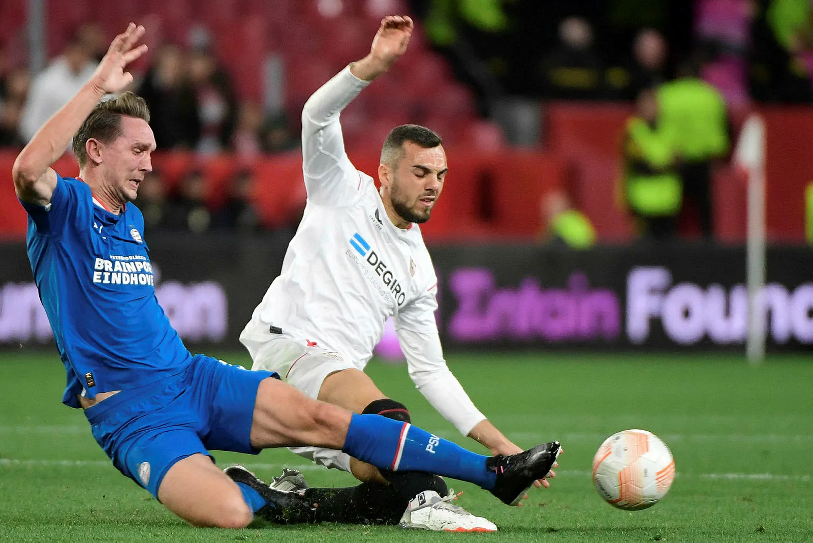 Fenerbahçe haberleri | Jorge Jesus'tan sürpriz karar! O isim Sevilla maçında 11'de - 19