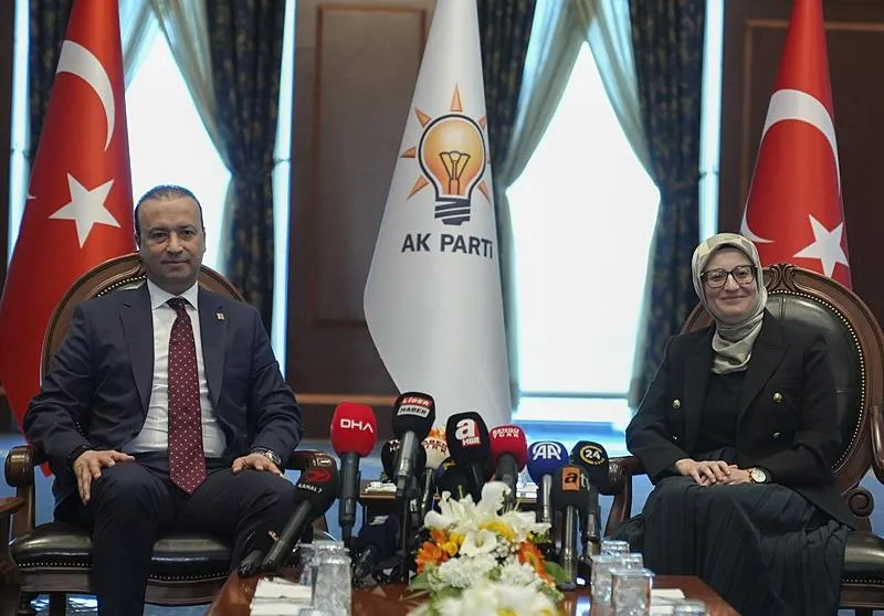 AK Parti Genel Merkezi'ndeki bayramlaşmada gündem Gazze! CHP, MHP, İYİ Parti, Yeniden Refah Partisi, HÜDA PAR, BBP, DSP ve Vatan Partisi heyetleri ayrı ayrı ziyarette bulundu!-3