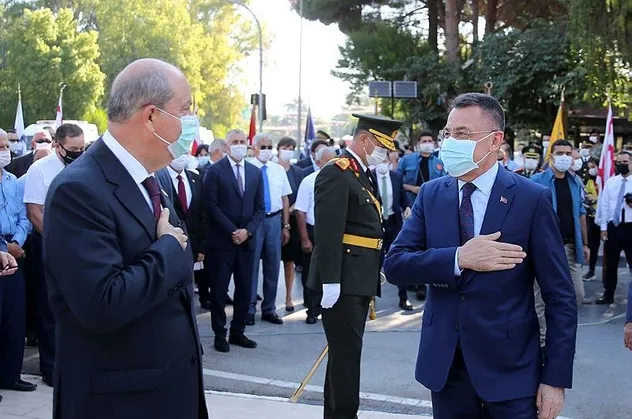 Cumhurbaşkanı Yardımcısı Fuat Oktay Kıbrıs Barış Harekatı'nın 46'ncı yıl dönümü törenlerine katıldı