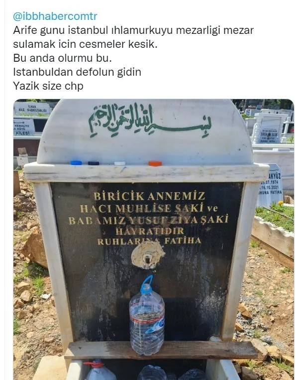 ibbnin-sorumluluk-alanindaki-mezarlikta-90lar-istanbulunu-aratmayan-goruntuler-arife-gunu-tanker-arkasinda-su-1651443270226.jpeg İBB'nin sorumluluk alanındaki mezarlıkta 90'lar İstanbul'unu aratmayan görüntüler! Arefe günü tanker arkasında su beklediler...-4