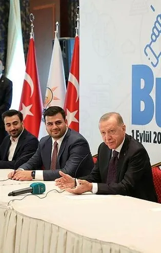 Başkan Erdoğan 2023 seçimine kadar 10 gençlik buluşması yapacak!