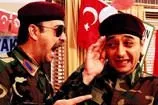 O şimdi asker!