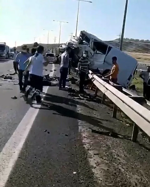 Ankara'da zincirleme kaza: 17 yaralı-1