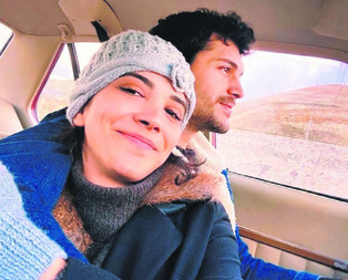 Oyuncu Alperen Duymaz 2020ye aşkla başladı