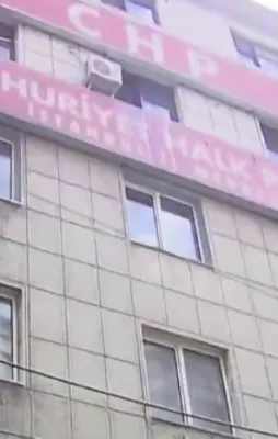 CHP İstanbul İl Merkezi'ne icra geldi