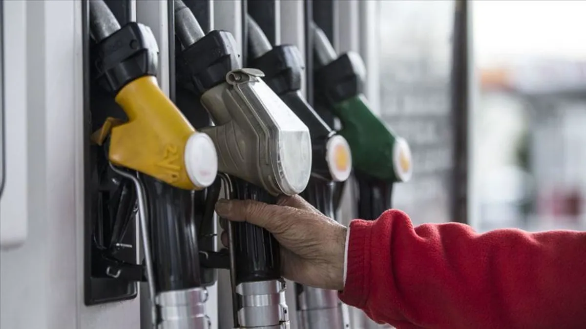Petrol fiyatlarındaki artış, akaryakıt zamlarını tetikliyor