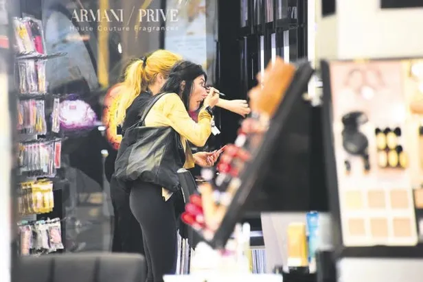 Hande Yener'den Hadise'ye övgü: Hadise çok seksi bir kadın-2