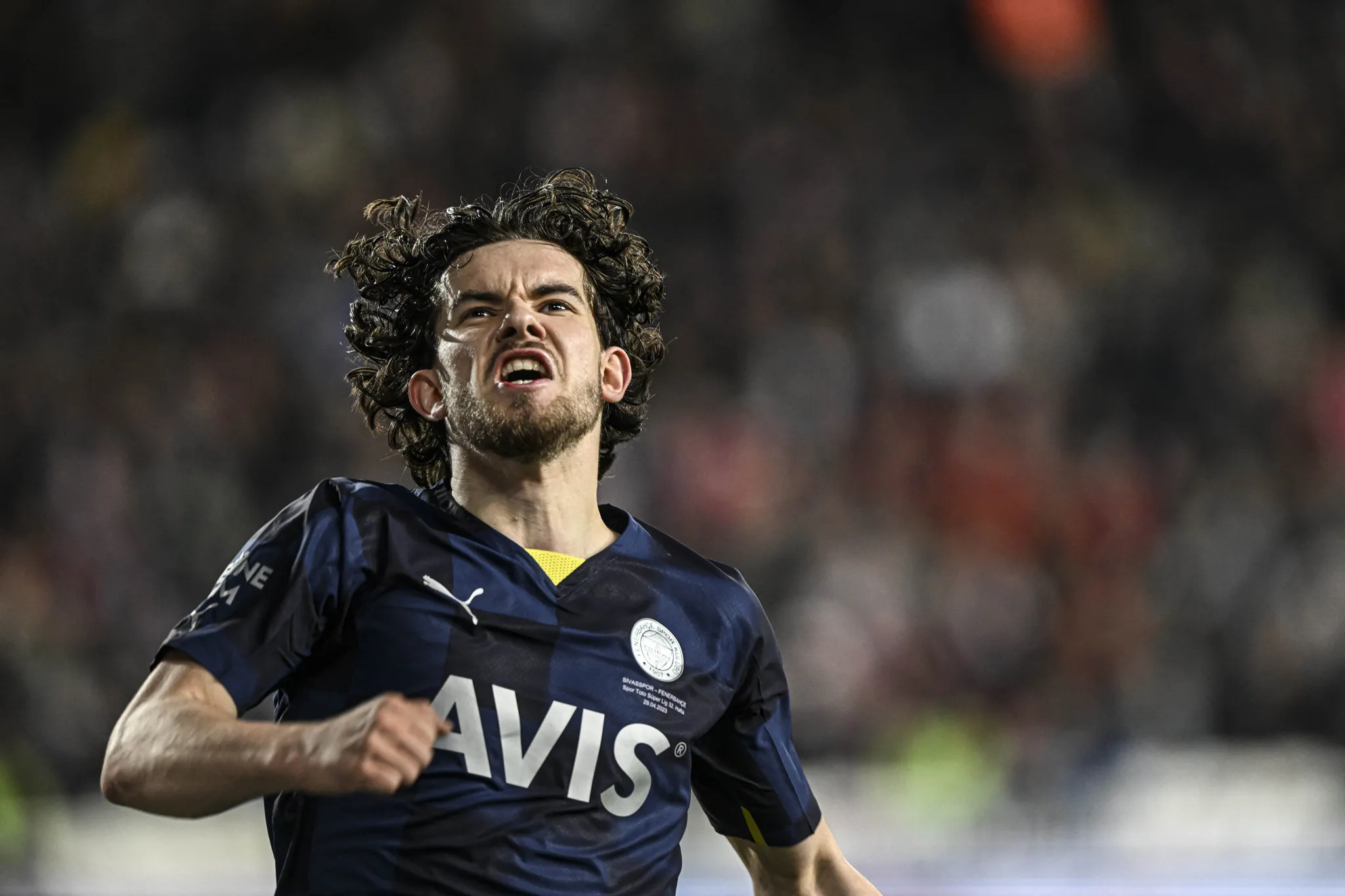 Fenerbahçe'ye dev bir gelir daha! Ferdi Kadıoğlu için o rakamı ödeyecekler - 10