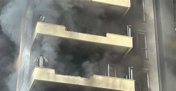 Antalya Alanya'da otel inşaatında korkutan yangın: Mahsur kalan işçiler kurtarıldı