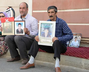 Evlat nöbetindeki acılı baba: Teröristler 20 bin lira aldılar, oğlumu geri vermediler