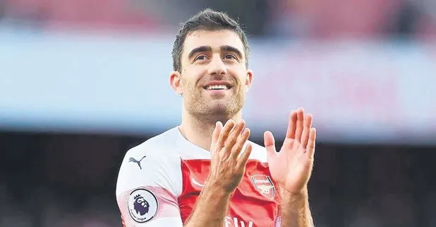 Sokratis için savaş çıktı! Fenerbahçe'nin rakibi Genoa