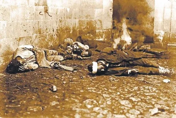 tunc-soyerin-tarih-dersinde-gormedigi-katliamlar-yunanlar-55-milyon-turku-oldurdu-1663566127475.jpg Tunç Soyer'in tarih dersinde görmediği katliamlar: Yunanlar 5.5 milyon Türk'ü öldürdü-10