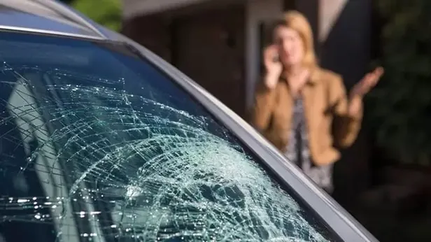 Cam değişimi hasarsızlık indirimini etkiler mi? Kaskoda cam değişimi teminat altında mı? İşte, kaskoda püf noktaları!-6