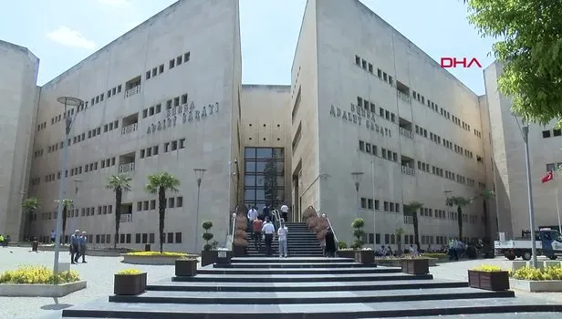 Bursa'da Covid-19 aşısı olmadığı ve PCR testi yaptırmadığı için tazminatsız işten kovulan işçiyi mahkeme haklı buldu