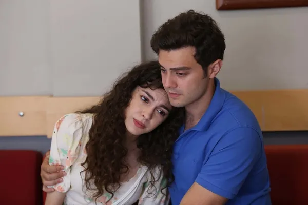 kardeslerim-57-bolum-2-fragmani-yayinlandi-doruk-yurekleri-agza-getirdi-berkin-itirafi-1661628236858.jpg Kardeşlerim 57. bölüm 2. fragmanı yayınlandı! Doruk yürekleri ağza getirdi! Berk’in itirafı...-6