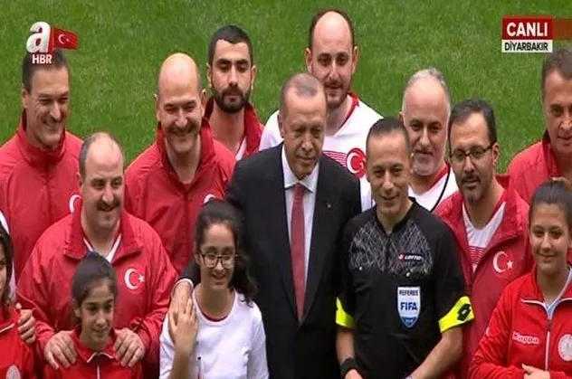 İşte ünlüler karması!