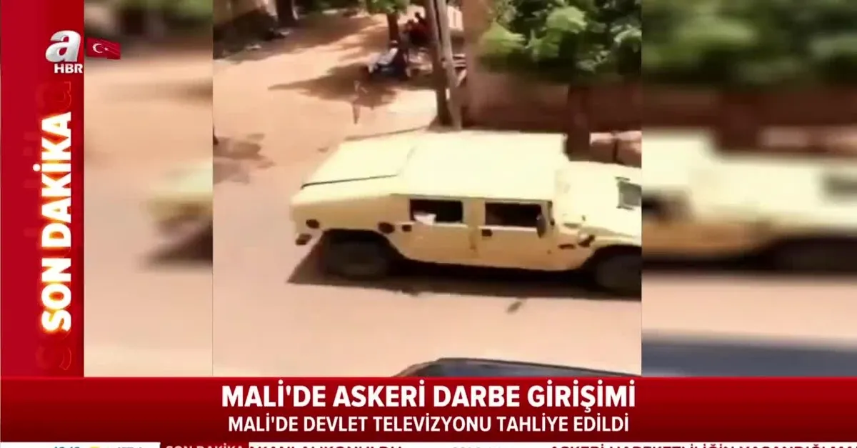 Fransa Mali'de askeri darbe mi yapıyor?