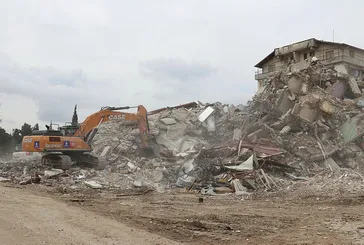 Kahramanmaraş depreminin ardından AFAD’tan korkutan uyarı! Orhan Tatar: 80 fay hattının eli kulağında