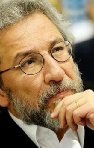 Maskeler bir bir düşüyor: FETÖ'cü Can Dündar'la sözde FETÖ karşıtı Soner Yalçın HDP çizgisinde buluştu!