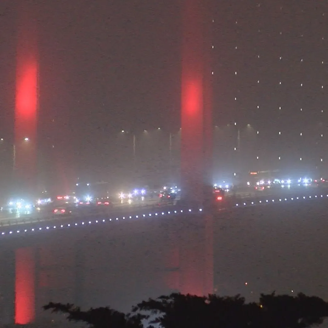 İstanbul’da yoğun sis! Göz gözü görmedi