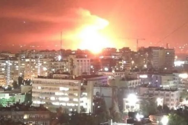 Suriye'nin başkenti Şam'a hava saldırısı