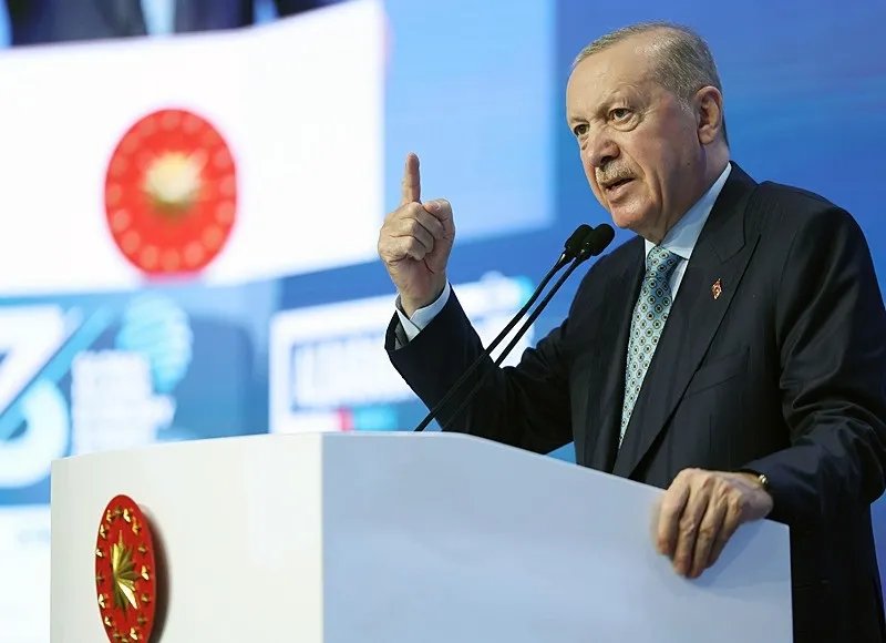 baskan-erdogandan-dunyaya-cagri-faiz-olan-yerde-bereket-olmaz-emlak-katilim-halka-arz-olacak-3-buyuk-banka-bir-1780669683027.jpeg Başkan Erdoğan'dan dünyaya çağrı: "Faiz olan yerde bereket olmaz" | Emlak Katılım halka arz olacak 3 büyük banka birleşecek-2