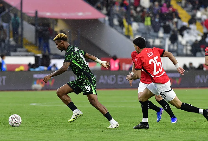 Galatasaray'da transferi Okan Buruk istedi Victor Osimhen bitiriyor! - 18