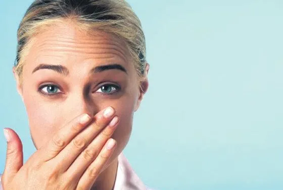 Çürük dış ağız kokusu yapar