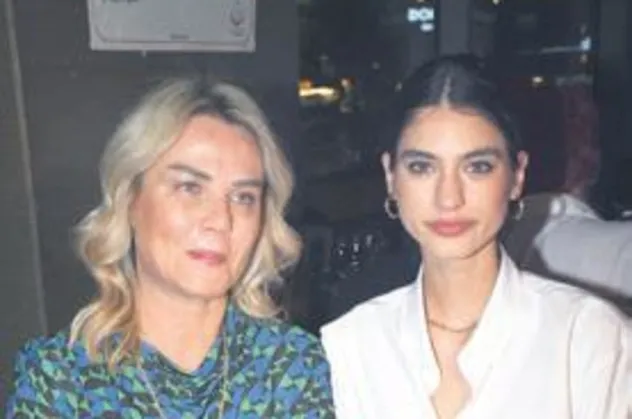 Lider Şahin'in sevgilisi Ecem Çırpan kayınvalidesi Didem Şahin ile mutluluk pozları verdi