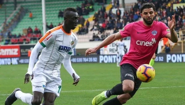 Ev sahibi Alanya Kasımpaşa'ya acımadı | Alanyaspor 3-0 Kasımpaşa-1