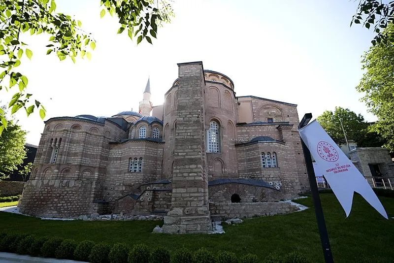 Yeniden ibadete açılan Kariye Camii'ne vatandaşlar akın etti: Başkan Erdoğan ve emeği geçenlerden Allah razı olsun-10