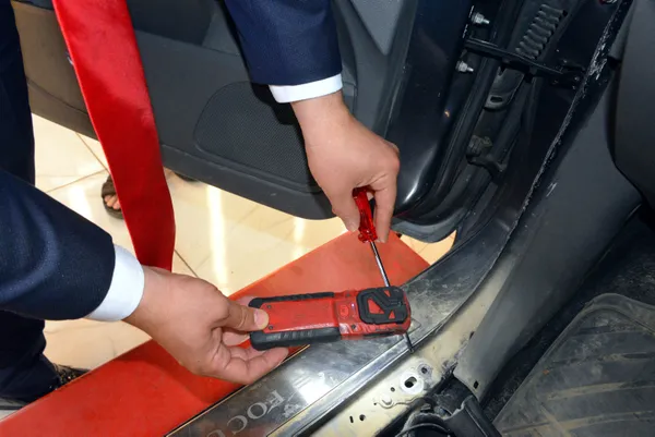 2-yil-once-75-bin-liraya-otomobil-aldi-satarken-hayatinin-sokunu-yasadi-onu-baska-arkasi-baska-1654068282661.jpg 2 yıl önce 75 bin liraya otomobil aldı! Satarken hayatının şokunu yaşadı: Önü başka arkası başka-5