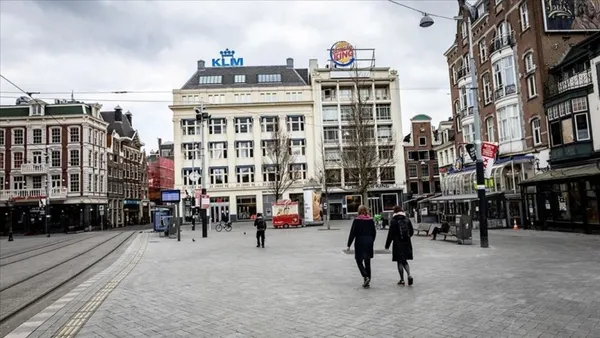 hollandada-tum-koronavirus-yasaklarini-kaldiriliyor-1647414975013.jpg Hollanda'da tüm koronavirüs yasakları kaldırılıyor-5