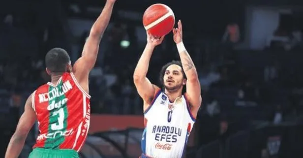 Anadolu Efes zafer ile başladı