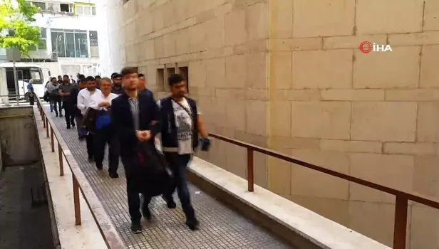FETÖ şüphelisi 42 asker hakim karşısında