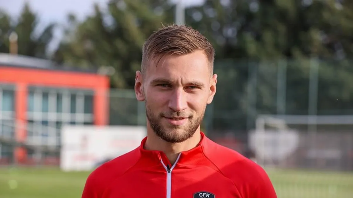 Trabzonspor istedi Standard Liege reddetti! Fırtına Gaziantep forması giyen Denis Dragus'u renklerine katmak istiyor...
